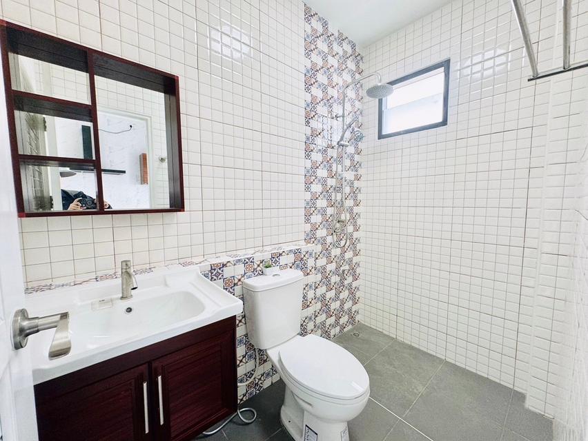 🏡💦 Pool Villa 2 ชั้น มีสระส่วนตัว! ใกล้ตลาด–ห้าง ทำเลดีสุด ๆ ย่านเศรษฐกิจ พร้อมเข้าอยู่! ✨ 4