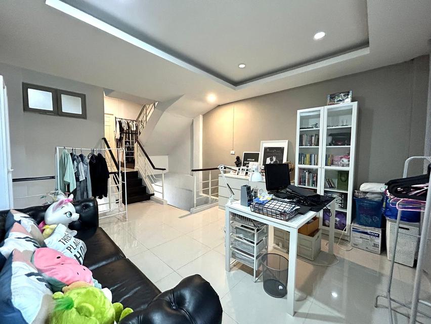 ขายทาวน์โฮม 3 ชั้น | บ้านรรินธร บางกรวย-พระราม 5 ใกล้โลตัส นครอินทร์ 19