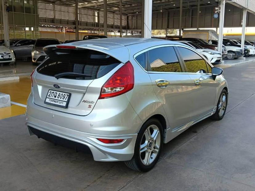 ขายรถมือสอง  2013 Ford Fiesta 2