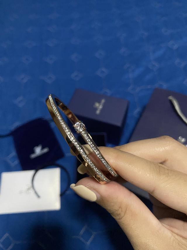 สร้อยข้อมือ Swarovski