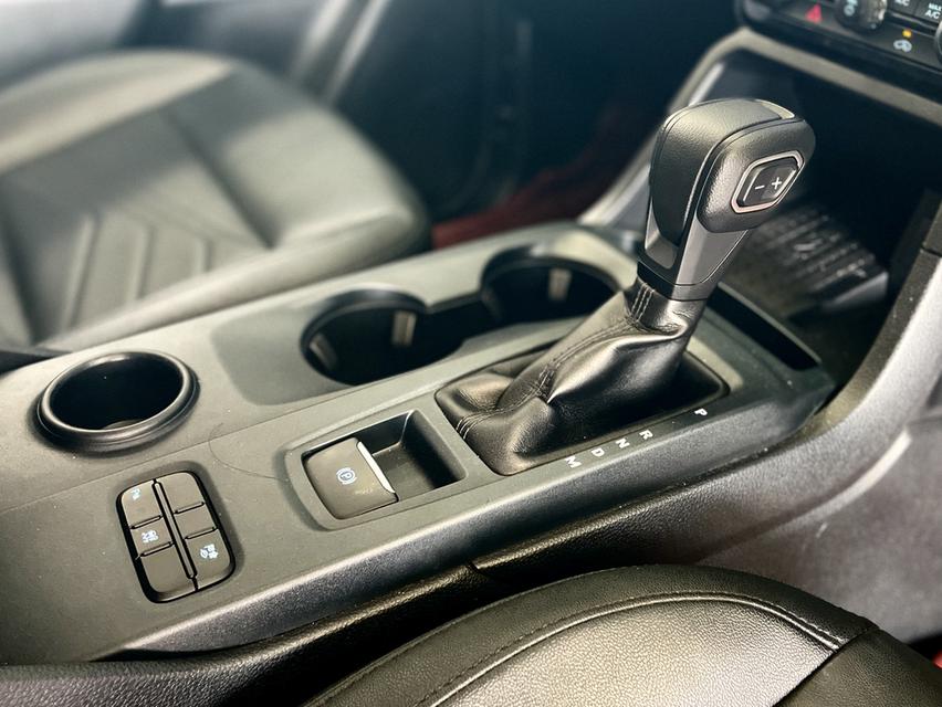 2023 FORD EVEREST 2.0 Bi-Turbo Trend 2WD สีขาว ไมล์ 33089 กม. 10