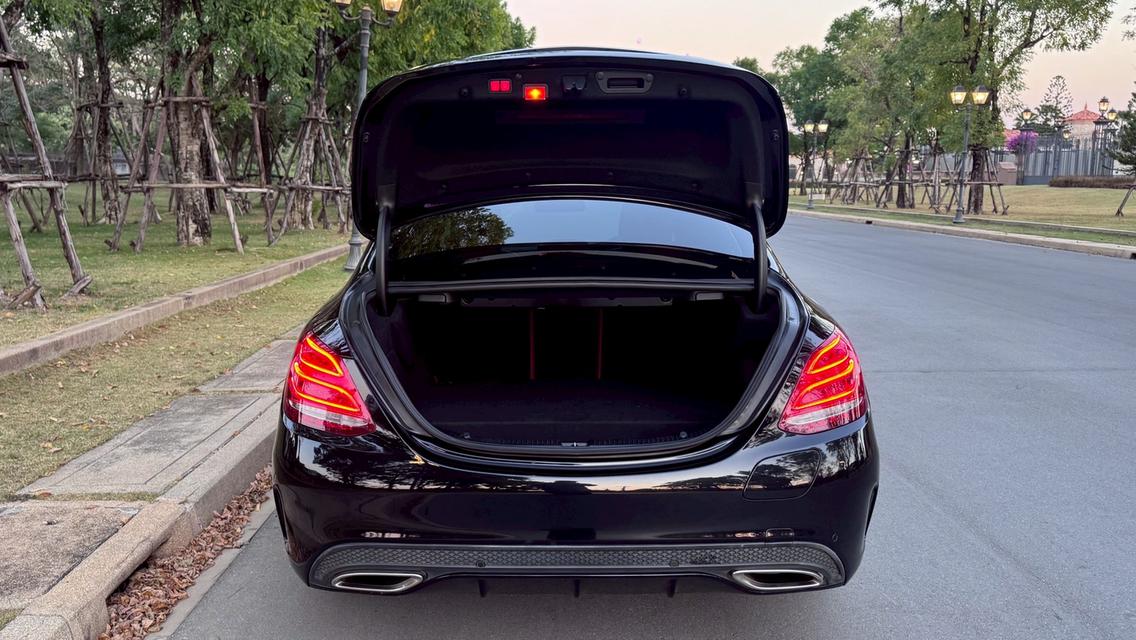 รหัสรถ TPV1644 🚘 Mercedes-Benz C350e AMG ปี 2017 6