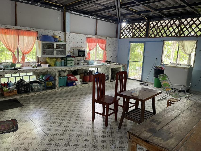 บ้านพร้อมที่ดิน 1ไร่ 1งาน 63 ตรว. 11