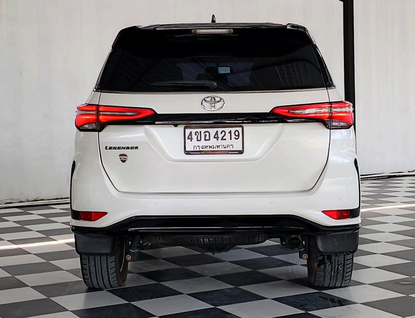  TOYOTA LEGENDER 2.4 V.2WD. ปี 2021  Mile 55,168 km. (1,150,000)  5