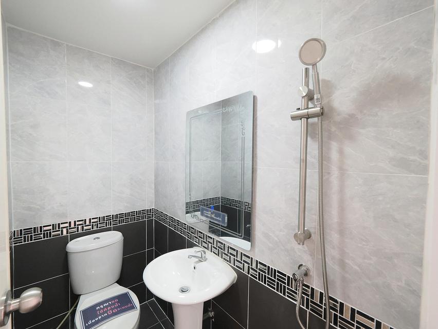 ขายทาวน์เฮ้าส์ 2 ชั้น ม.พรร่มเย็นวิลล่า ขนาด 20 ตร.ว. 3นอน 2น้ำ [ลำลูกกา11-เสมาฟ้าคราม] ขาย 1.38 ล้าน 10