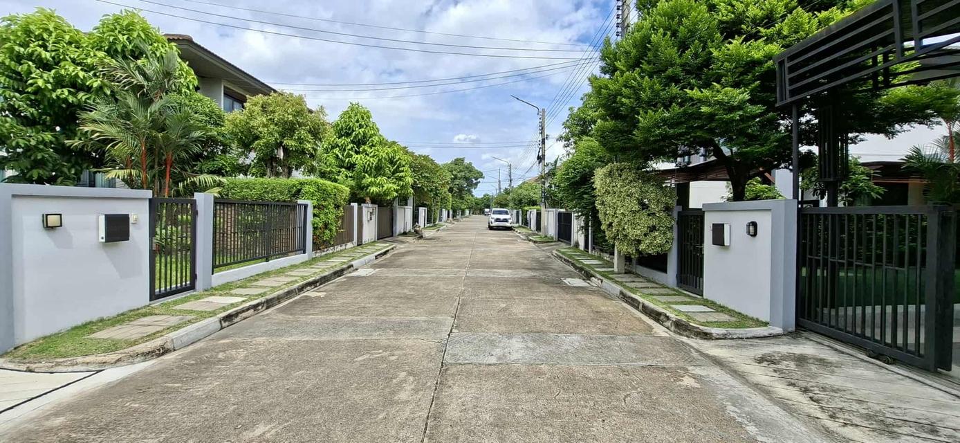 ขายด่วนบ้านเดี่ยวบุราสิริ อ่อนนุช บางนา สภาพสวยพร้อมอยู่ หิ้วกระเป๋าเข้าอยู่ได้เลย 16