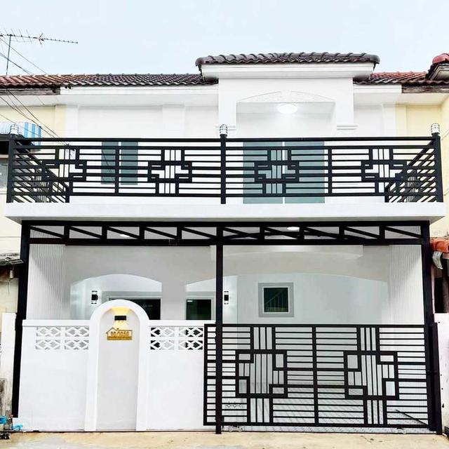 ขายทาวน์เฮ้าส์ 21 ตร.ว ม.ปิยวรารมย์ 1 (ซ.17) 4 ห้องนอน รีโนเวทใหม่ สวย 2