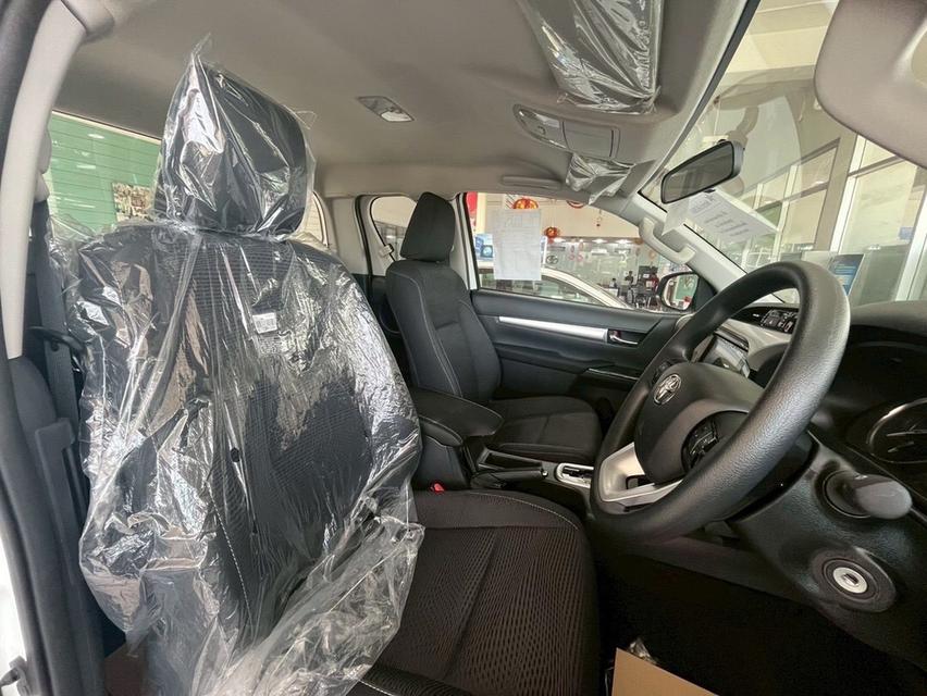 รหัสรถ BN7439 🚘2024 Toyota Revo Smart cab Prerunner 2.4 Entry A/T