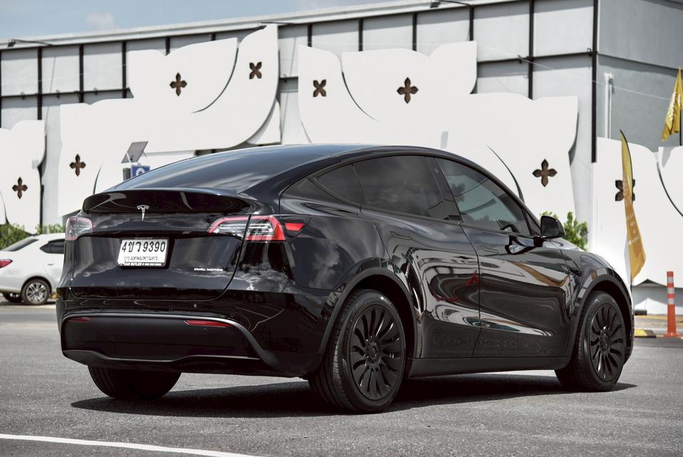 TESLA MODEL Y Long Range AWD AT 2023 ไมล์ 40,xxx km. !!! 18