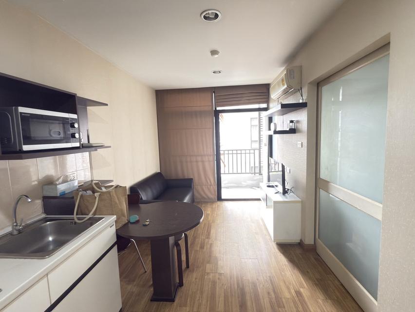 คอนโดมิเนียม นวธารา ชั้น 5  ตึก B  วิวดี 2