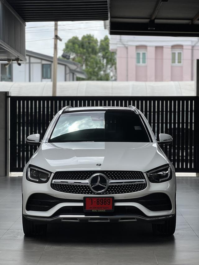 Benz GLC300e AMG 2