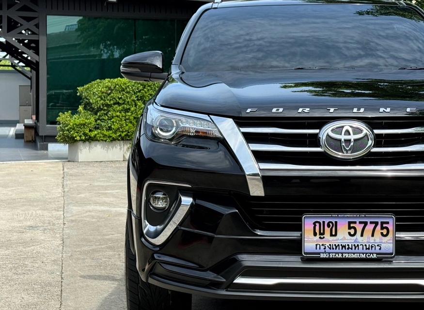 2020 TOYOTA FORTUNER 2.4 V รถสภาพสมบูรณ์ พร้อมใช้งาน รถวิ่งน้อย เข้าศูนย์ทุกระยะ ไม่เคยมีอุบัติเหตุครับ 7