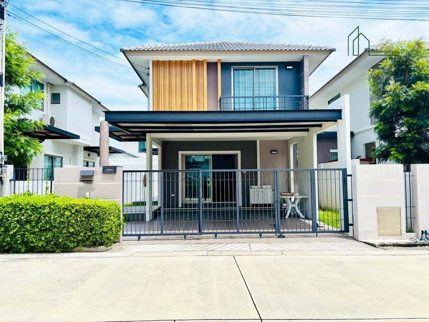 บ้านแฝดสไตล์บ้านเดี่ยว 2 ชั้น Life in the Garden โรงโป๊ะ-มอเตอร์เวย์ ชลบุรี