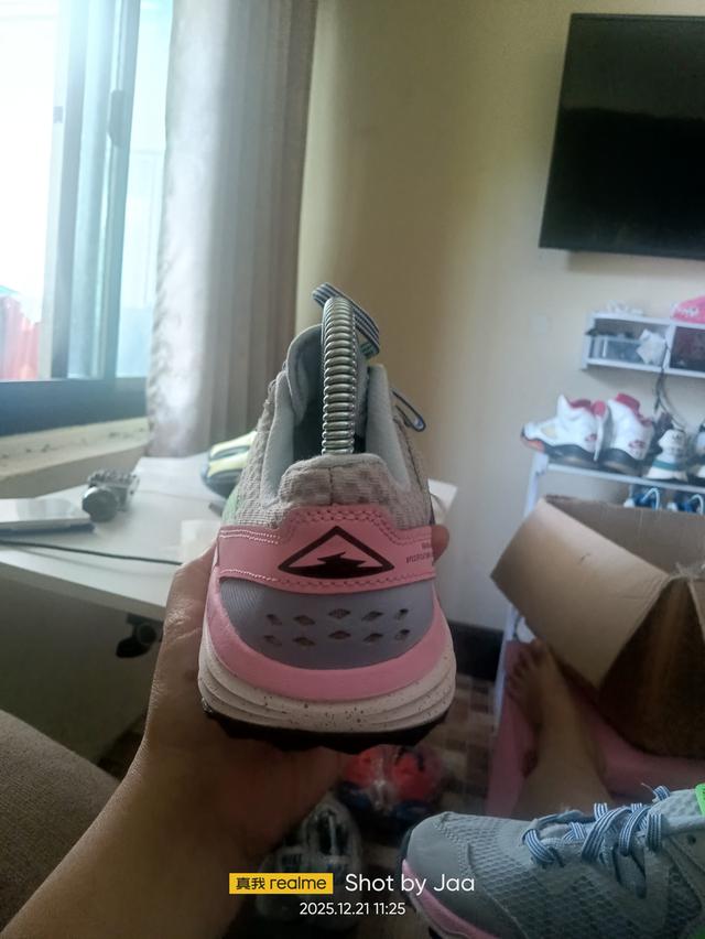 รองเท้า Nike Juniper Trail 2