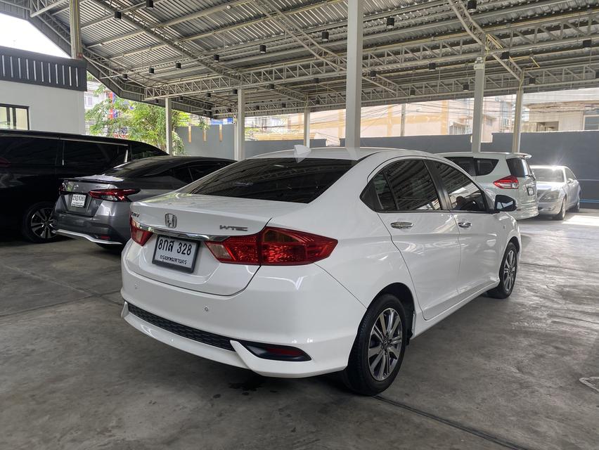 Honda City (i-VTEC) 3
