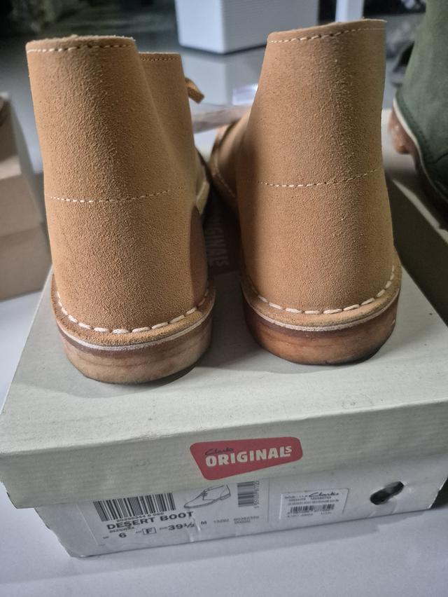 รองเท้า clarks original รูปที่ 7