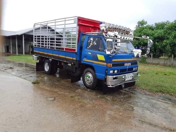 พร้อมขาย Isuzu NPR 115 ออกห้าง 2