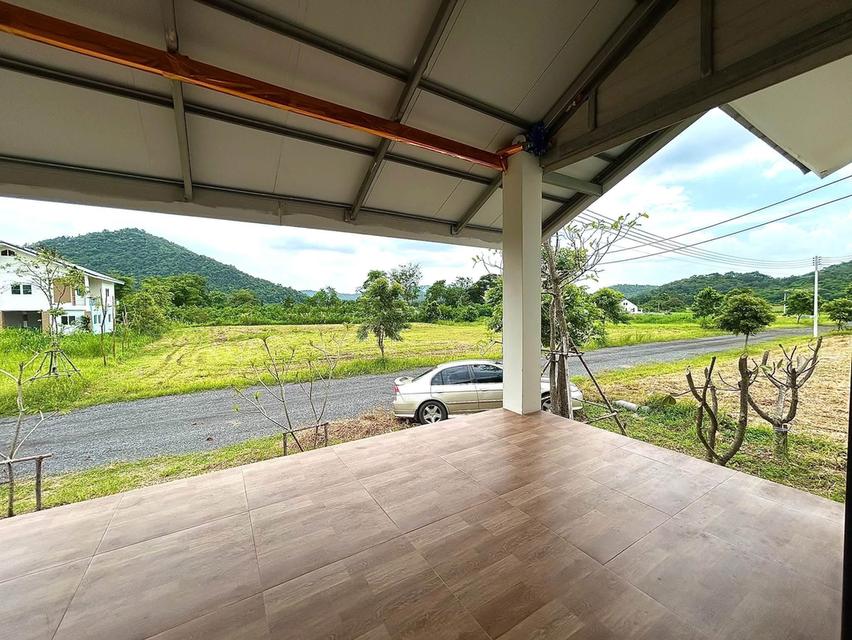 ขายด่วน!! บ้านพักตากอากาศ Modern Minimal ขนาด 198 ตร.ว. แปลงมุม บรรยากาศเงียบสงบ ล้อมรอบด้วยธรรมชาติ ทิวเขา และทุ่งหญ้า ทำเลทอง อ.วังม่วง จ.สระบุรี 20