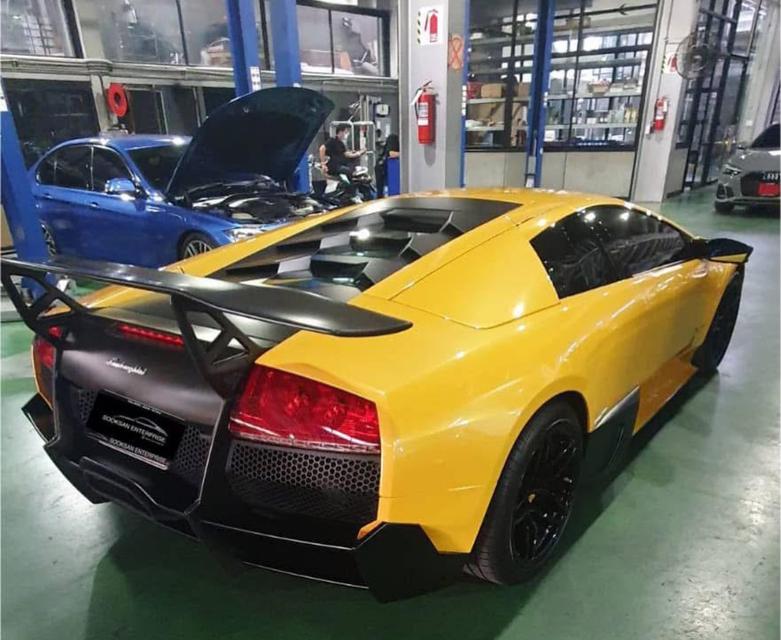 Lamborghini Murcielago SV สีเหลือง 2