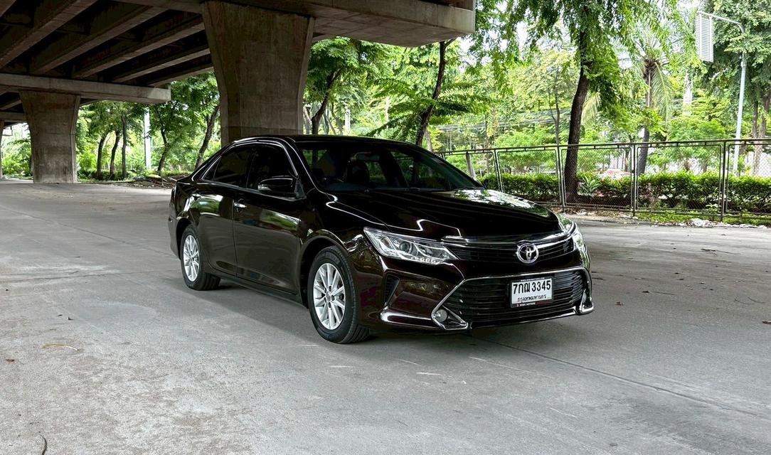 ขายรถ Toyota Camry 2.0G ปี 2018 สีน้ำตาล เกียร์ออโต้