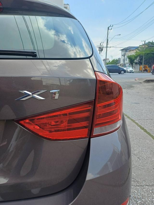 ปี2014 BMW X1 MINORCHANGE TOP เบนซินล้วน พวงมาลัยเบาแล้ว 8
