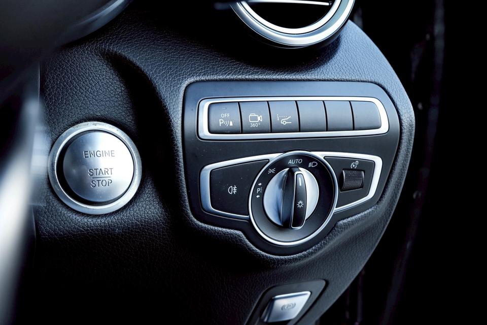 รหัสรถ CBL156 Mercedes-Benz GLC250 Coupe 4Matic AMG Plus AT 2019 รูปที่ 19