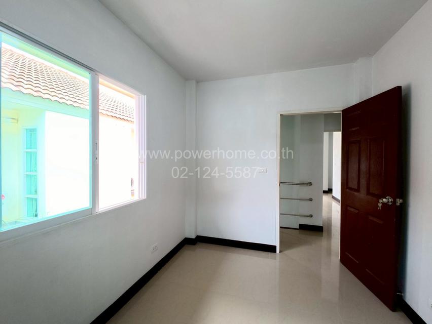 หมู่บ้านอู่ทองเพลส 6 ใกล้ตลาดเปียร์นนท์ ถนนลำลูกกา ต.คูคต อ.ลำลูกกา จ.ปทุมธานี 14