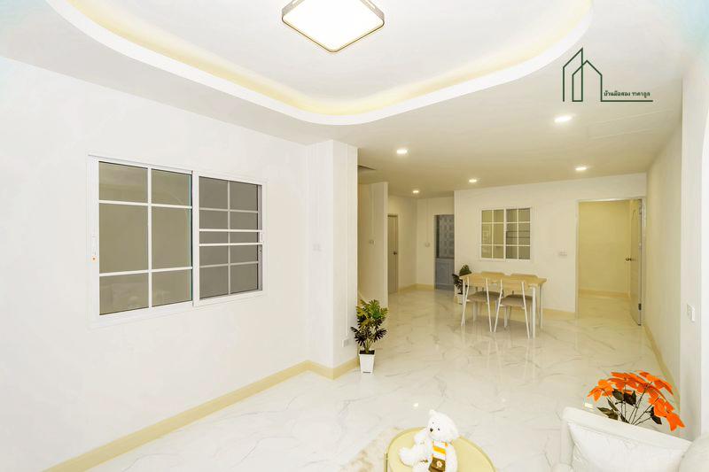 ทาวน์เฮ้าส์รีโนเวทใหม่เอี่ยม หมู่บ้านบัวทอง 4 ฟรีค่าโอน  4