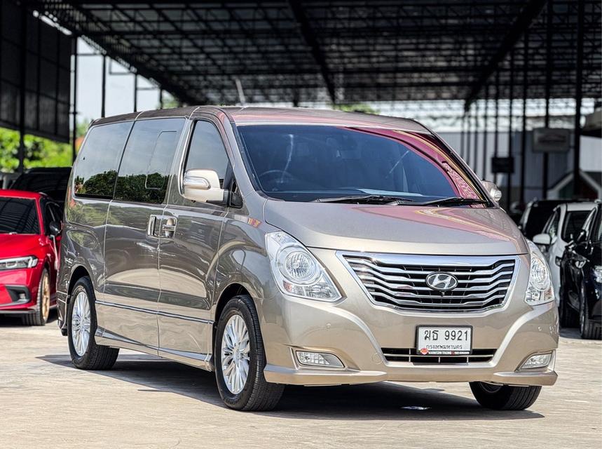 รหัสรถ WRT9921 2014 HYUNDAI GRAND STAREX, 2.5 VIP รูปที่ 2