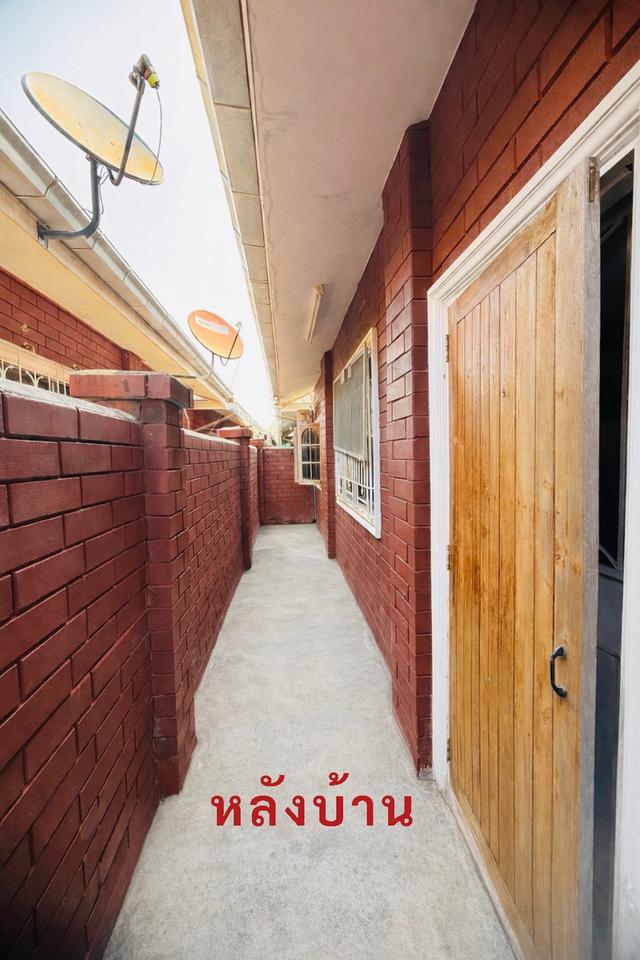 บ้านเดี่ยวยกสูง 3ห้องนอน 2ห้องน้ำ 3ที่จอดรถ บ้านน่าอยู่เงียบสงบ ถนนหน้าบ้านกว้างขวา 9