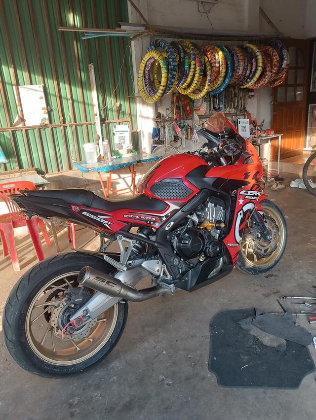 มอเตอร์ไซค์HondaCBR650Fมือสองปี58