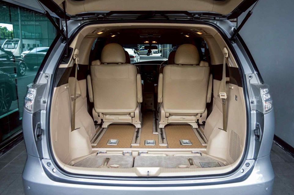 รถเข้าใหม่! Toyota Estima 2.4 Aeras ปี 2013 สภาพสวยจัด พร้อมใช้งาน 18