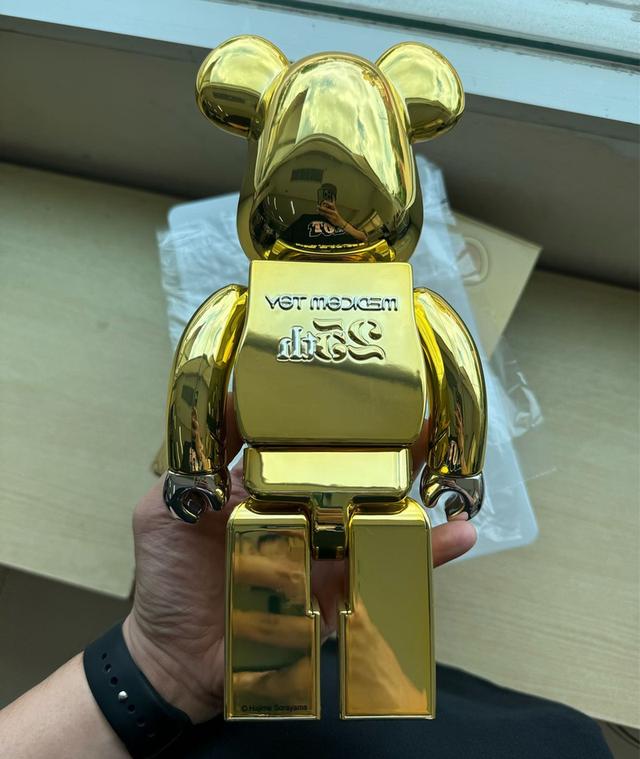 Bearbrick 25 ปี 400% + 100% 2