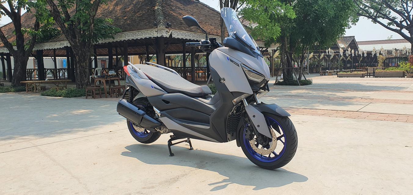 Xmax 300 สีเทา ปี2021 2