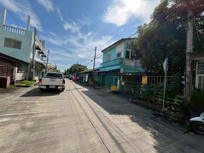 ขายบ้านชั้นเดียว หมู่บ้านรัตนโกสินทร์ 200 ปี รังสิต-ปทุมธานี14 ซอย 8 ใกล้สถานีรถไฟฟ้าสายสีแดงรังสิต 3