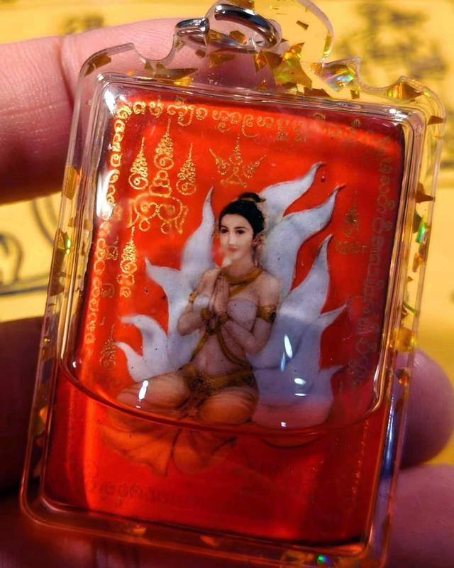 ✨ The Crimson Empress Nine-Tailed Fox Locket: Authentic Arjan Nan Kong "Lanna Sorcery" Edition for Supreme Seduction Aura, Instant Wealth Attraction, รูปที่ 5