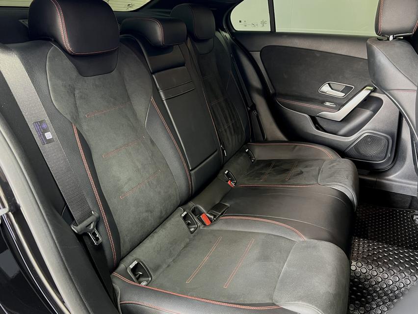 Mercedes-Benz A200 AMG Dynamic 2022 9