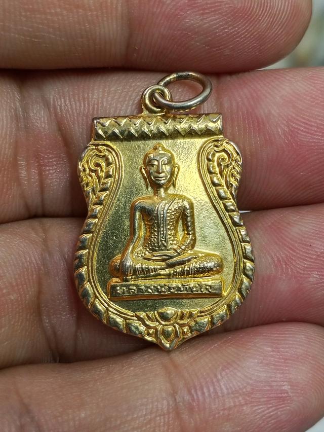 หลวงพ่อทันใจวัดกลางคลองสระบัว