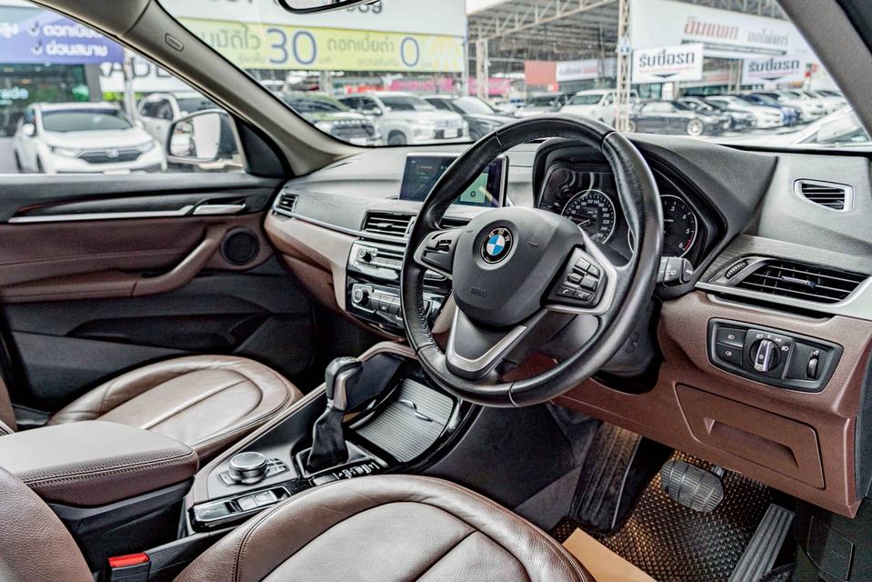 รหัสรถ NP5987 รุ่นรถ : BMW X1 SDRIVE20d XLINEปีรถ : 2017 11