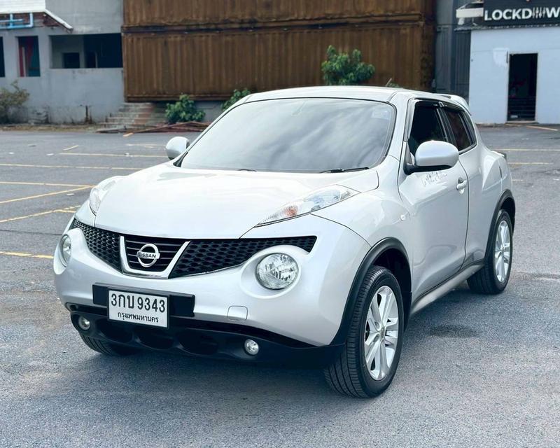 รหัสรถ QT9343 Nissan Juke 1.6 V รุ่น Top เกียร์ Auto สีเทา ปี2014