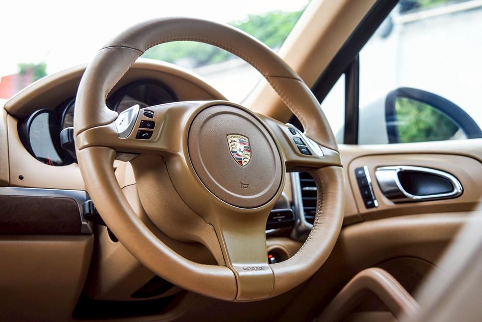 รหัสรถ CBL5367 Porsche CAYENNE 3.0 D 4WD AT 2012 17