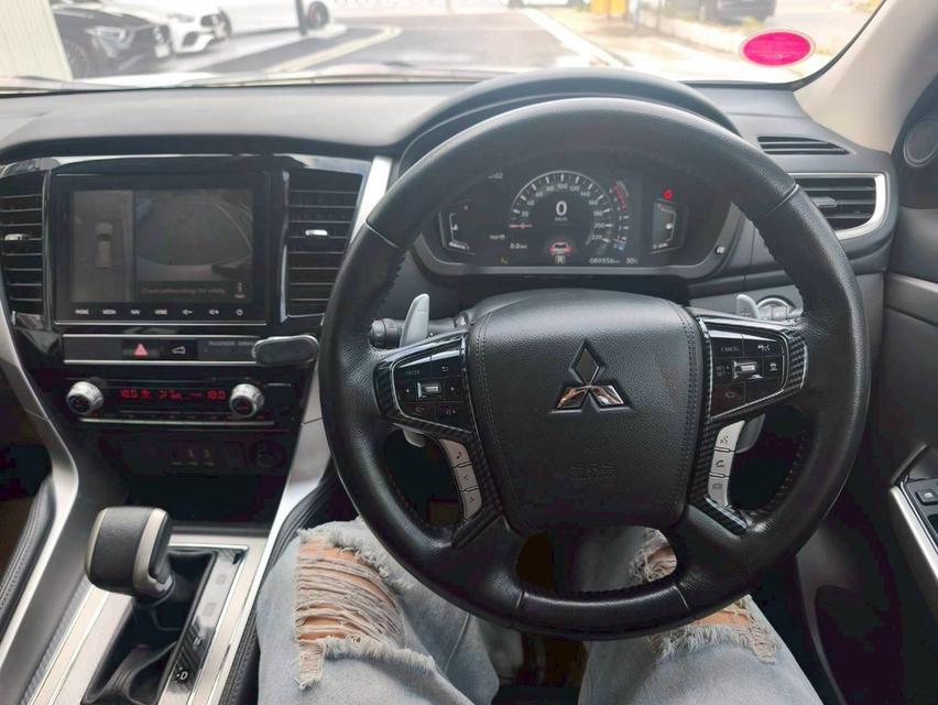 รหัสรถ KCY1694 2019 MITSUBISHI PAJERO SPORT 2.4 GT Premium 2WD สีเทา 5