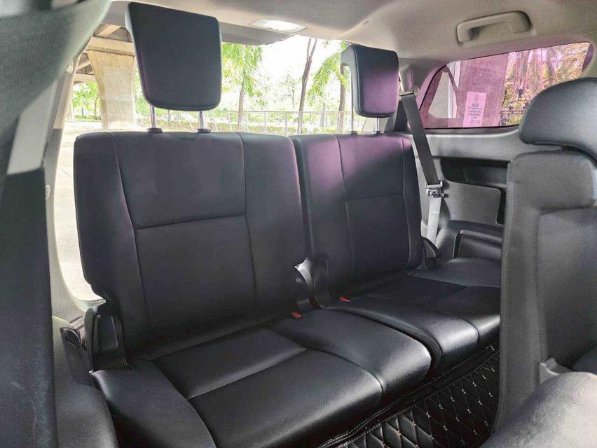 Toyota Fortuner 2.4 V 4WD AT ปี 2021 18
