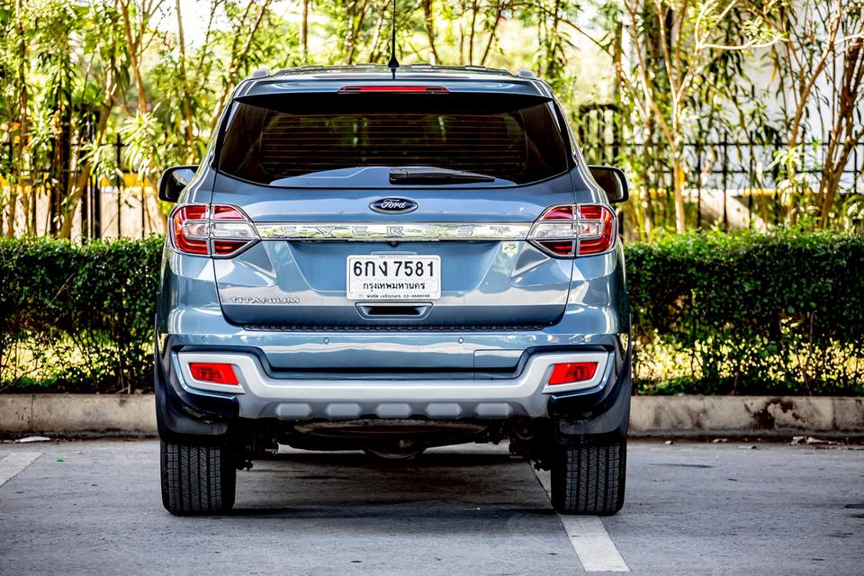 Ford Everest 2.2 Titanium Sunloof ปี 2017 สีฟ้า มือเดียวป้ายแดง 7