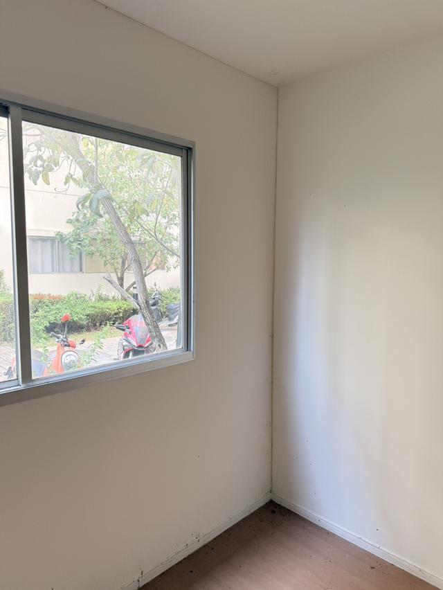 คอนโดโครงการลุมพินี ทาวน์ชิป รังสิตคลอง 1 ราคาขาย 700,000 บาท ลดราคาเหลือ 500,000 บาท 1