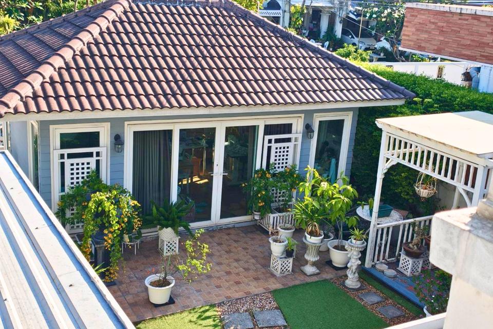หมู่บ้านศรีพงษ์3 ซอยลาซาล46 ใกล้BTS 3