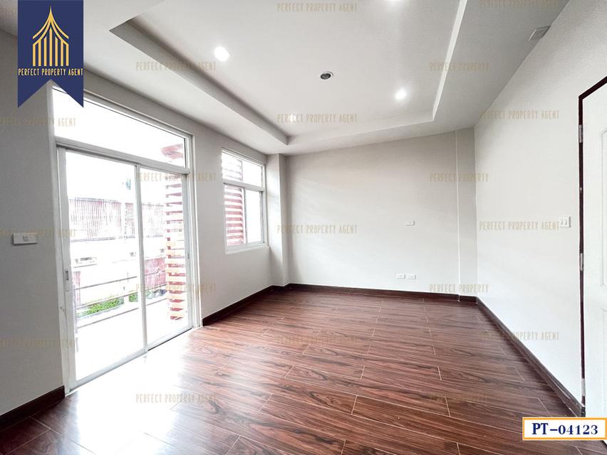 ทาวน์โฮม 3 ชั้น เดอะบริติช สาทร-กัลปพฤกษ์ (The British Sathorn-Kallaprapruk) รีโนเวทใหม่ 10