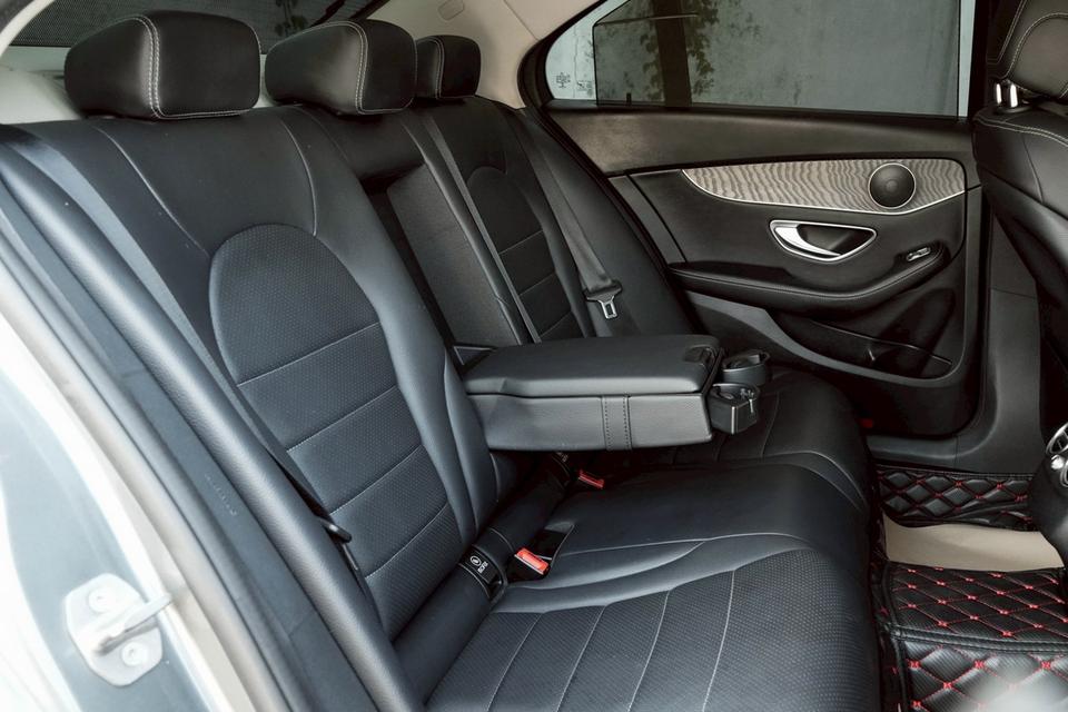 รหัสรถ CBL6386 Mercedes-Benz C350e Avantgarde W205 AT 2018 รูปที่ 9