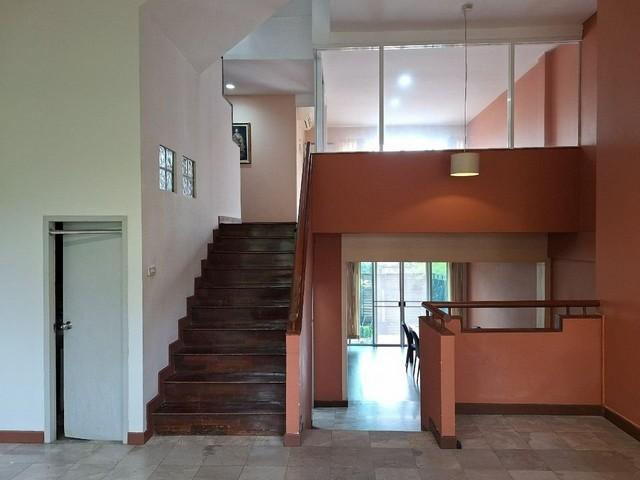 P678 ให้เช่าทาวน์โฮม 3 ชั้น หมู่บ้านไพรเวทวิลล่า Private Villa นวมินทร์ 135 พร้อมเข้าอยู่ต้นเดือนมิถุนายน เหมาะพักอาศัย 6