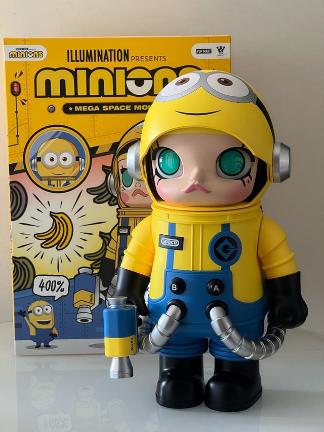 MEGA SPACE MOLLY 400% Minions
